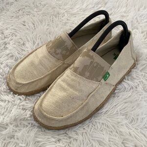 Sanuk canvas mens slip ons